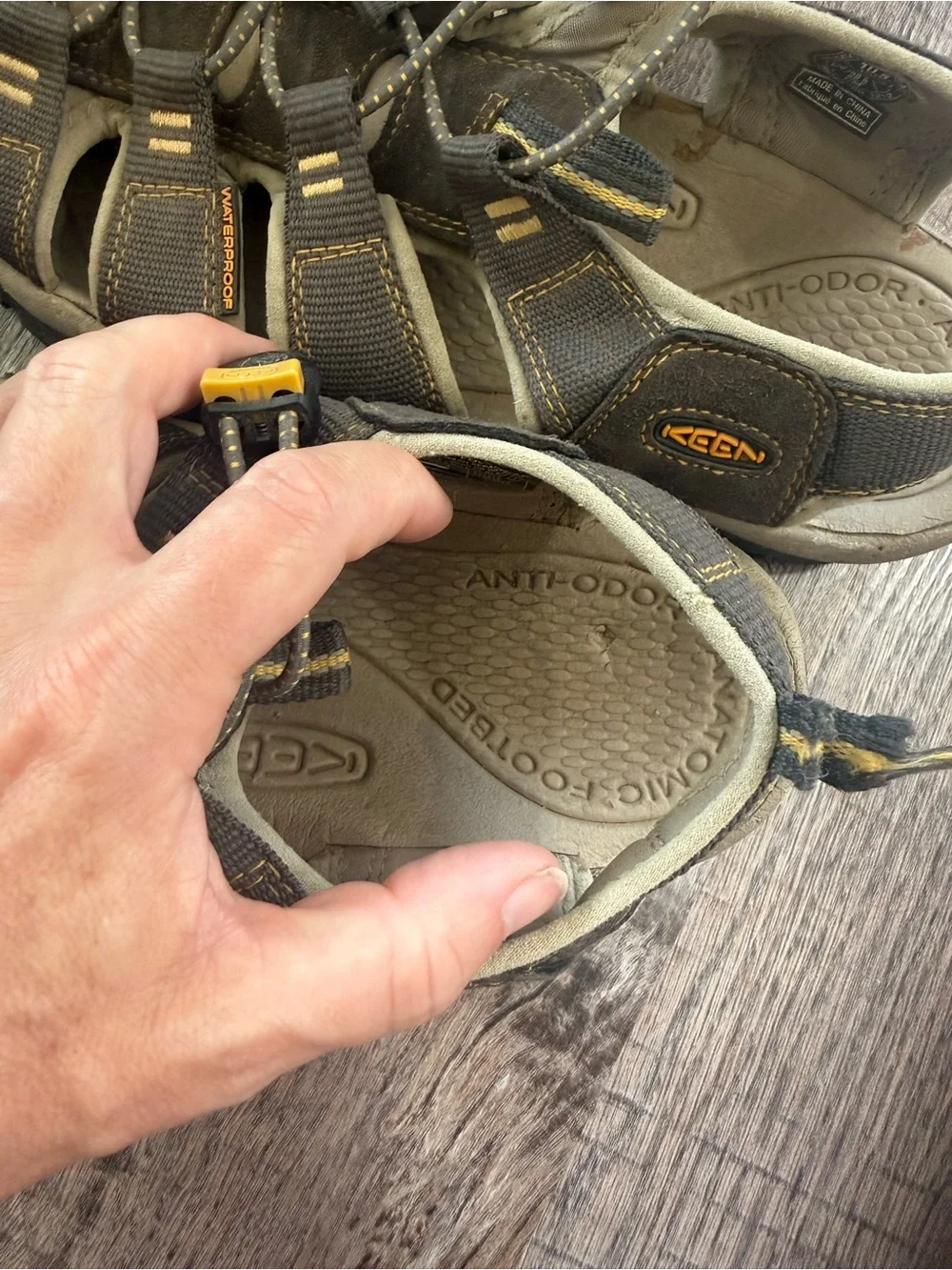 KEEN Newport H2 Men’s Waterproof Lace-Up Closed-Toe Sport Sandals Brown 10.5